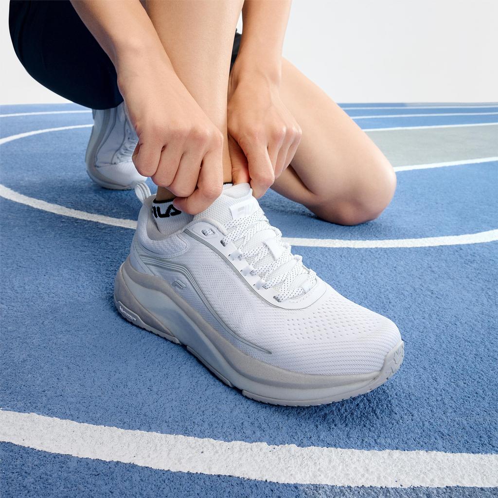 Fila SPD Panther 2 Удобные Простые Универсальные Тканевые Низкие Повседневные Кроссовки для Бега Женские кроссовки Белый A12W421103FWN