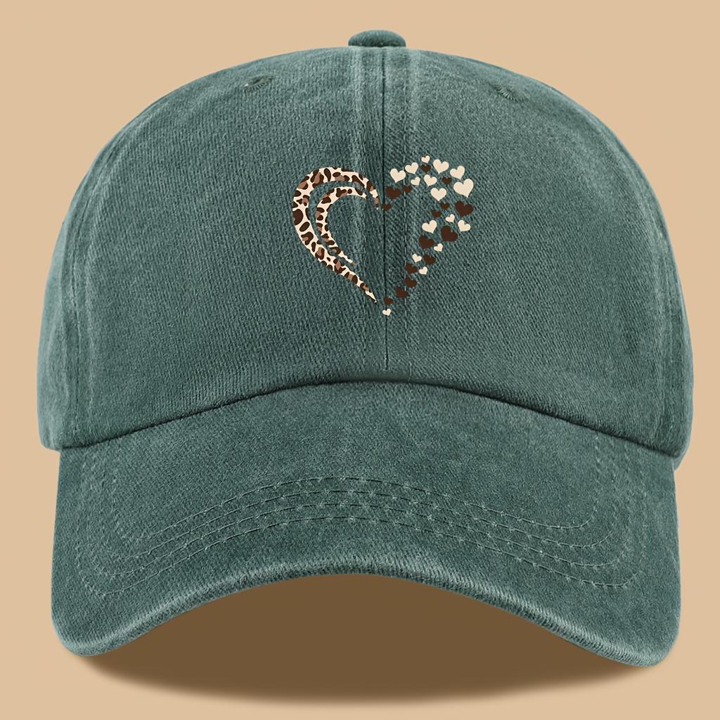Leopard print heart print retro casual baseball cap suitable for parties, couples, and holidays as a gift for those around you!