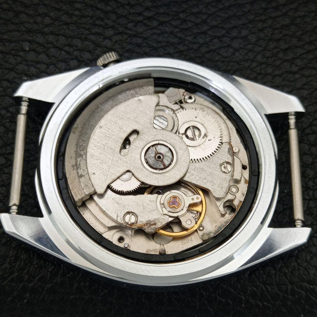 ВИНТАЖНЫЕ ОТРЕМОНТИРОВАННЫЕ МУЖСКИЕ АВТОМАТИЧЕСКИЕ ЧАСЫ SEIKO 5 7009A ЯПОНИЯ КРАСНЫЙ ЦИФЕРБЛАТ a709596-1