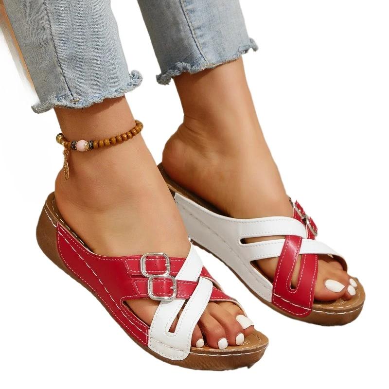 Модные женские туфли 2025 года, хит продаж, женские тапочки с открытым носком, модные повседневные тапочки в тон, новые женские тапочки на танкетке больших размеров.