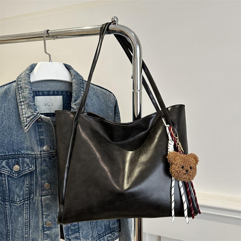 Большая вместительная сумка для женщин, новый нишевый дизайн, универсальная сумка на одно плечо для женщин, повседневная сумка для поездок на работу