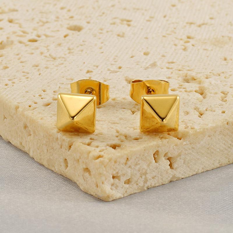 Новые модные серьги из титановой стали с заклепками, простые универсальные серьги из нержавеющей стали с покрытием из 18-каратного золота