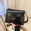 Ретро маленькая сумка женская весна и лето 2025 новая универсальная на плечо сумка-мессенджер женская модная рабочая текстурная сумка-мессенджер