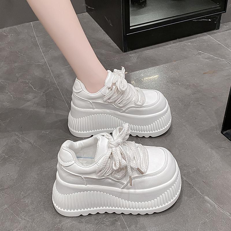 Модная женская обувь на толстой подошве, однотонная, на шнуровке, для улицы 2024 года, высококачественная женская обувь, модная повседневная удобная обувь на платформе