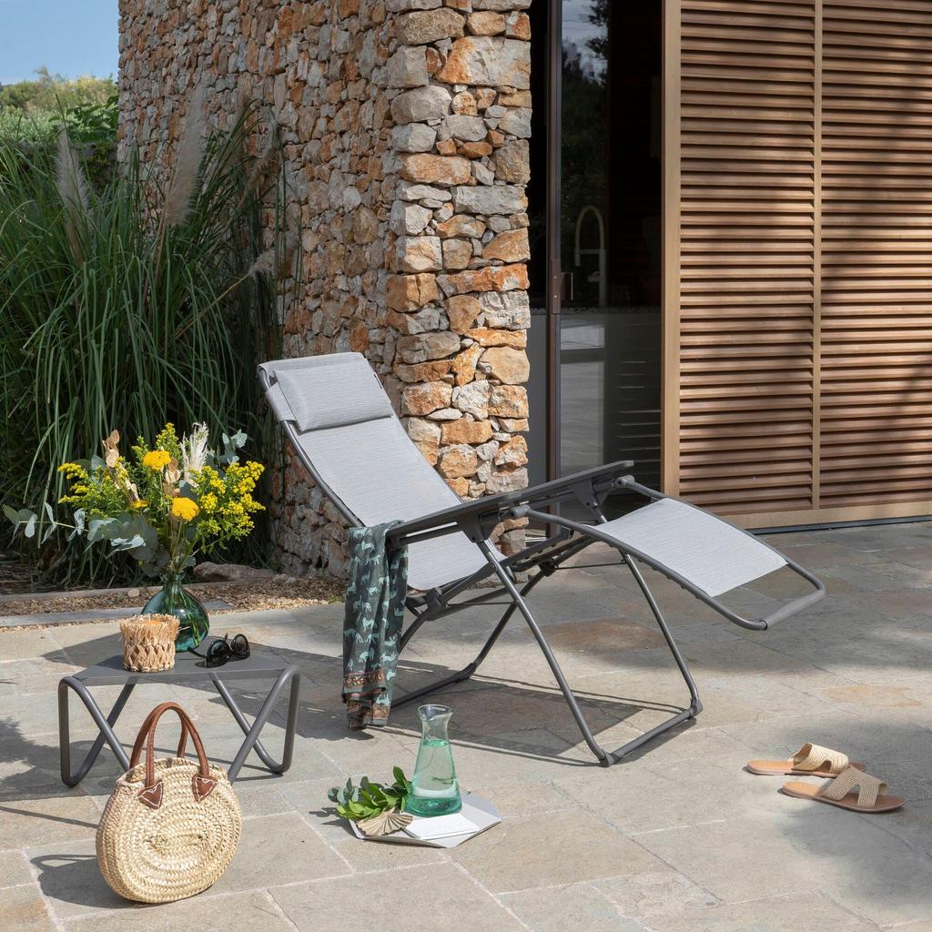 Lafuma Recliner FUTURA Light Gray Galet LFM3113 9718 Outdoor Chair Camping Sauna Totoi Chair Balcony Original Recliner Chair Made In France 5 Year