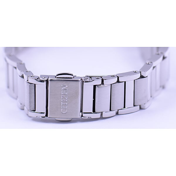 Citizen Женщины FRA36-2431 ( Смотреть FORMA Eco-Drive Women's) Прямоугольные часы из серебристого нержавеющего металла