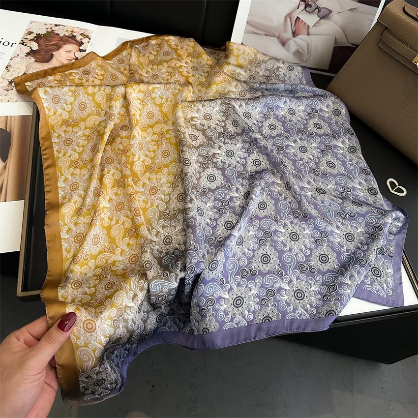 Geometric Color Matching Simulation Silk 70 Small Square Scarf Printed Silk Scarf Women'S Thin Scarf Sunscreen Headscarf