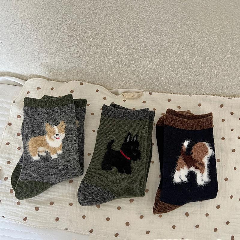 1/5pcs Women's Cartoon Animal Fur Socks Women Autumn and Winter Warm Thickened Pile Socks Color Matching Middle Tube Socks