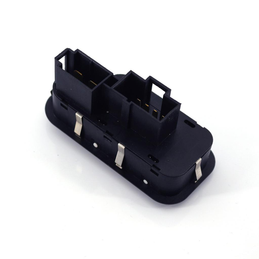 Главный выключатель стеклоподъемника с левой стороны переднего водителя заменяет 7S6514529AA