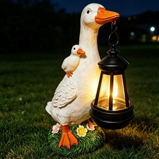 Resin Duck Statue with Flowers Garden Solar Lantern, Cute Mom And Baby Sculpture Outdoor Decor Lamp, Waterproof Light for Yard Lawn Patio