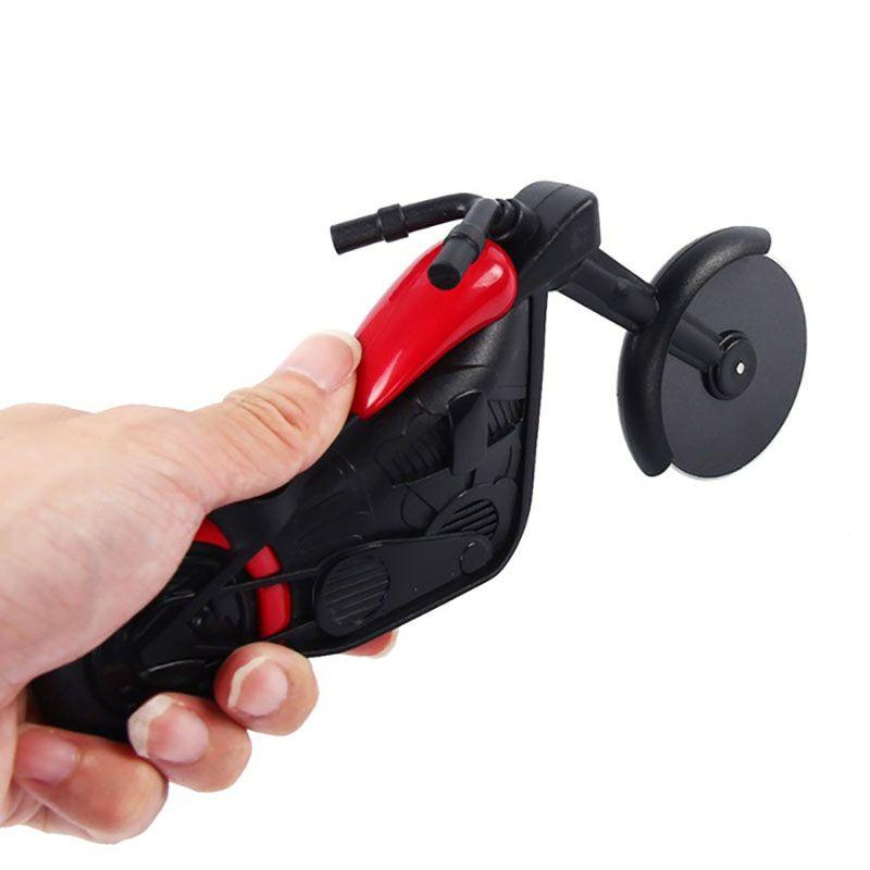 Versatile Motorcycle Pizza Cutter Knife Roller With Classic Appeal For Pizza Lovers