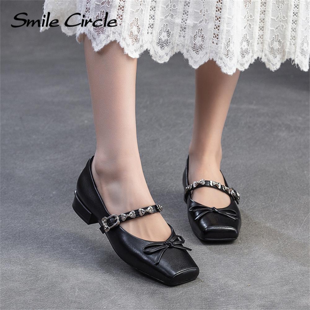 Женские туфли Мэри Джейн из натуральной кожи с квадратным носком и пряжкой на низком каблуке. Модная повседневная женская обувь.