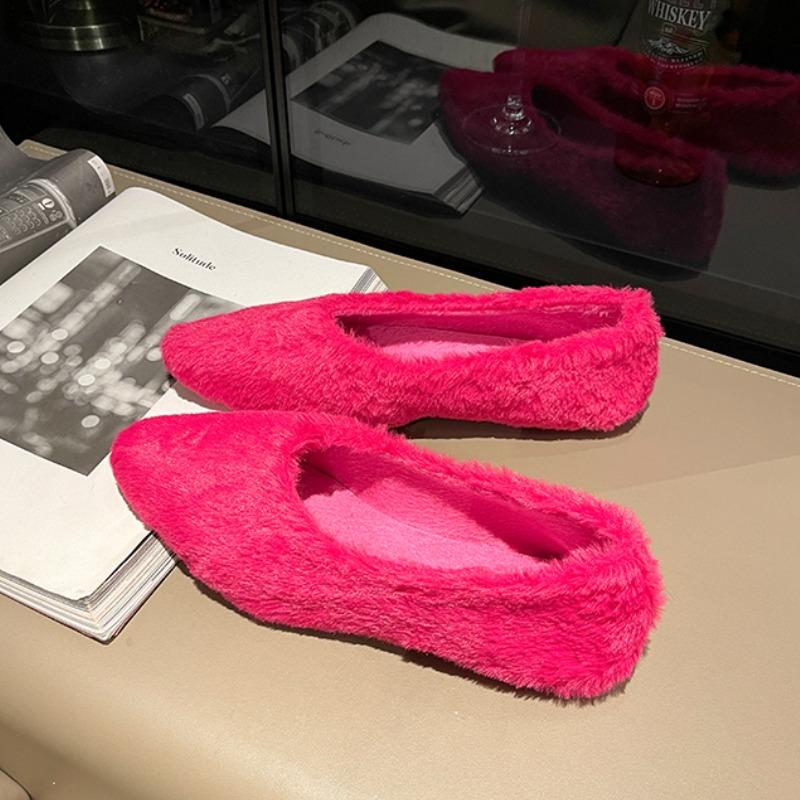 Модные туфли на плоской подошве с острым носком на меху для женщин зимой, теплые плюшевые мокасины для женщин, простые меховые туфли на высоком каблуке для торжественных случаев