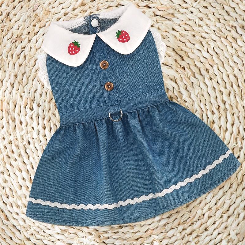 Джинсовое платье для собак с принтом клубники, кружевная милая одежда для собак, летняя юбка для щенка чихуахуа бишон фризе, костюм кошки и собаки с пряжкой