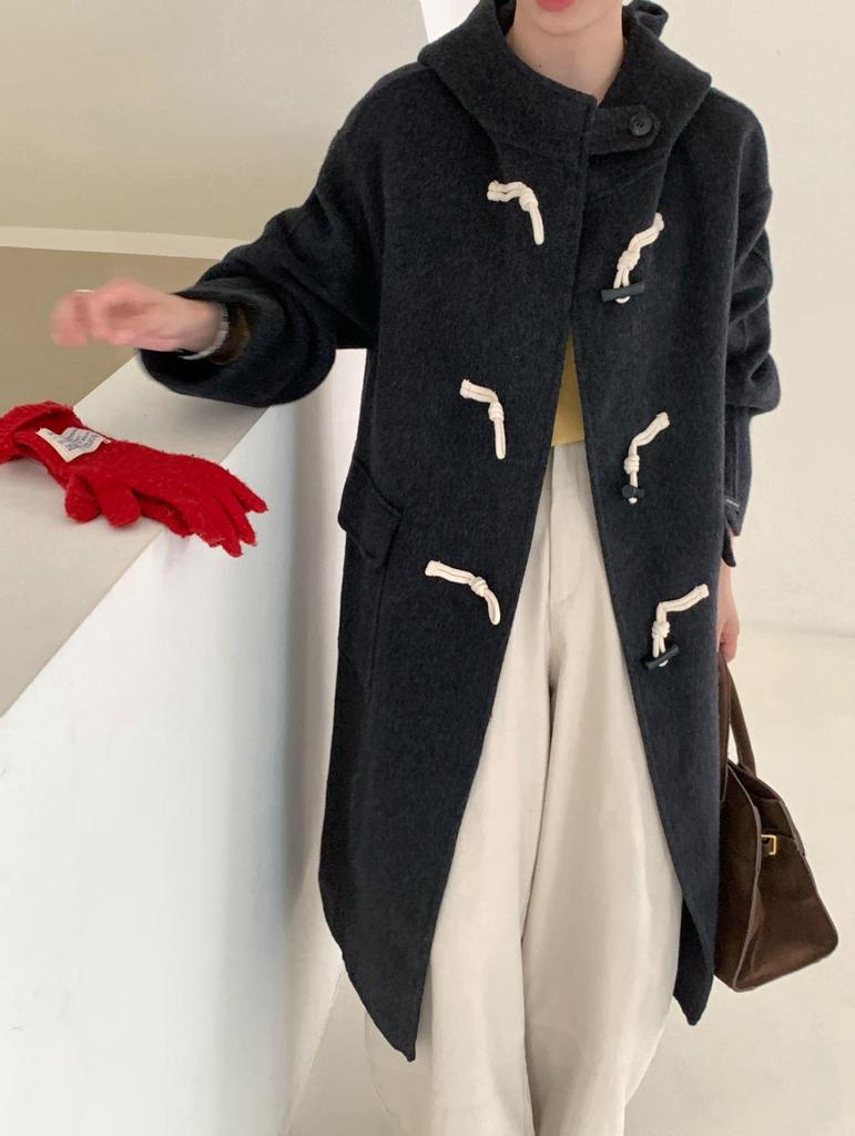 Пальто из шерсти с капюшоном в корейском стиле: Женское кашемировое пальто средней длины двустороннее с пуговицами-клевантами для стройного осеннего образа