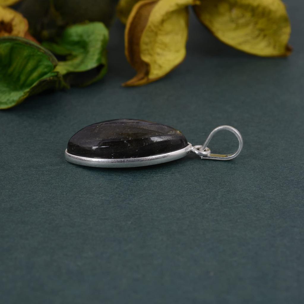 Серебро 925 пробы, подвеска из лабрадорита, украшения ручной работы, подвеска Рейки, подвеска с безелем, подарок для нее