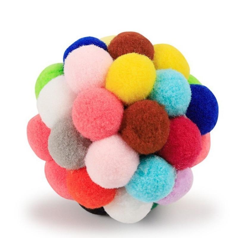 The Plush Sound-making Ball Is A Soft, Fun and Scratch-resistant Plush Ball for Cats To Make Sounds and Enjoy Themselves