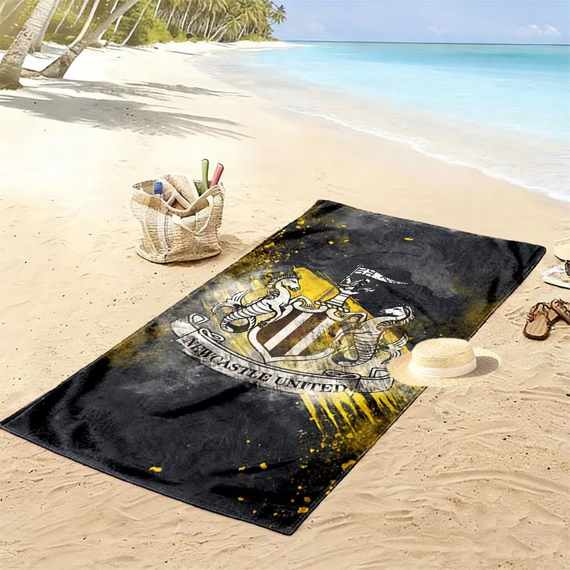 NUFC logo Print Beach Towel, Large Soft Quick Dry Towel for Beach Camping Swimming