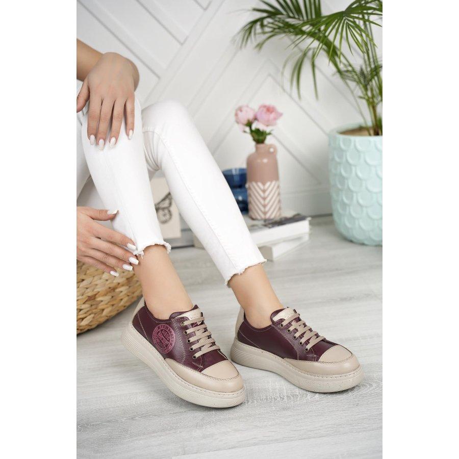 Женские кроссовки из натуральной кожи