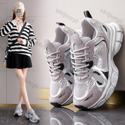 Модные массивные кроссовки на платформе для женщин Весенние дышащие сетчатые Толстая подошва Вулканизированная обувь Женские повседневные кроссовки на шнуровке для спорта и бега