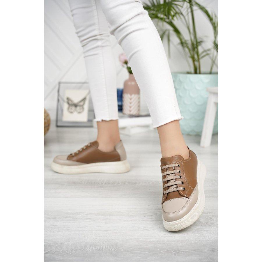 Женские кроссовки из натуральной кожи