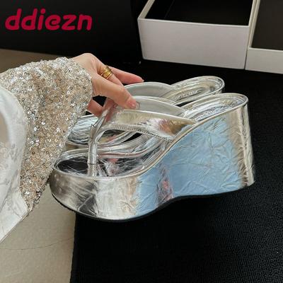 Модные серебристые женские модные шлепанцы на платформе, танкетке, тапочки для женщин, шлепанцы на толстой подошве, женские шлепанцы-танкетки, сандалии, обувь