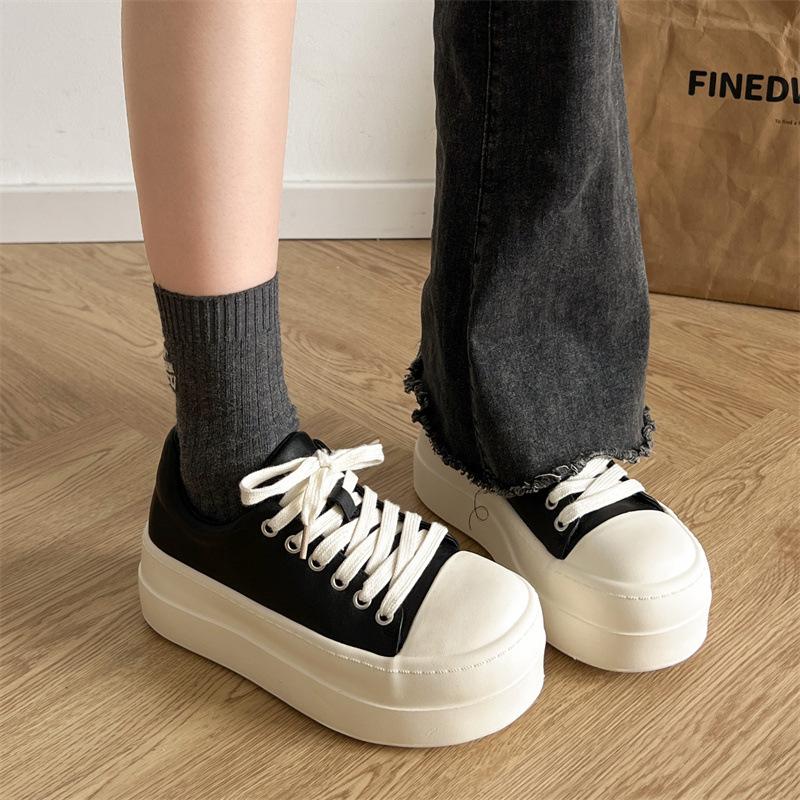 Модные туфли-туфли на платформе в стиле ретро для женщин, белые, новинка осени 2025 года, универсальные, легкие, повседневные, спортивные туфли