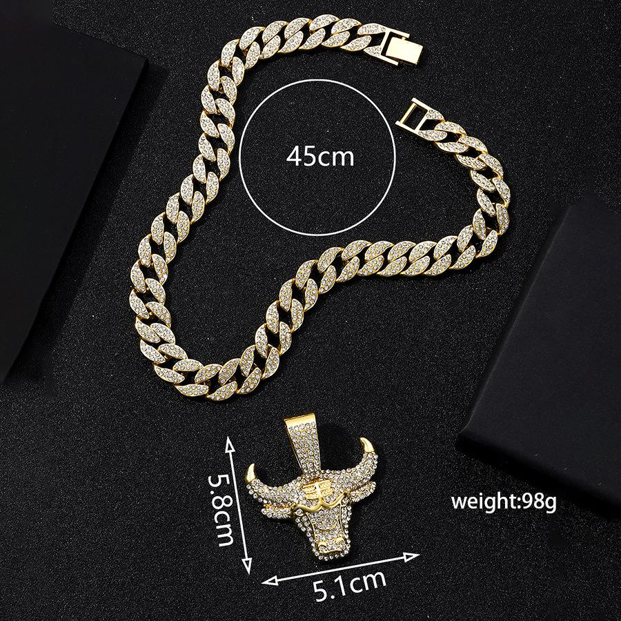 Bull Head Pendant Full of Diamonds Cuban Chain, Hip-hop Street Rap Style 15mm Clasp Jewelry European and American Niche Personalized Animals