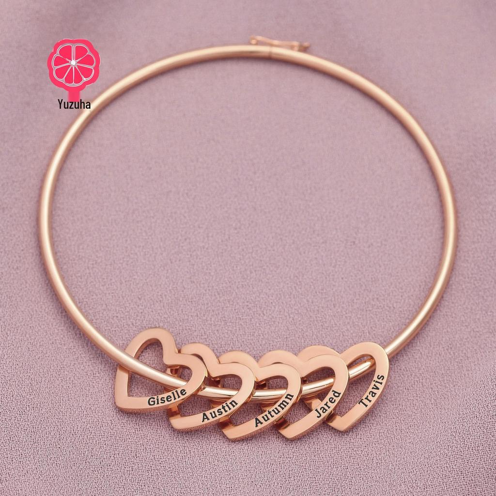 Персонализированный браслет-манжета из нержавеющей стали в форме сердца — дизайн с персиковым сердцем и фамилией вашей семьи, идеальный подарок на Рождество.