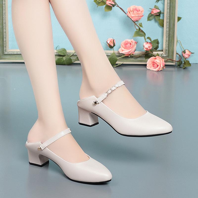 Soft Leather Comfortable Single Shoes for Women Spring and Autumn Thick Heel Comfortable Leather Shoes for Women In All Seasons