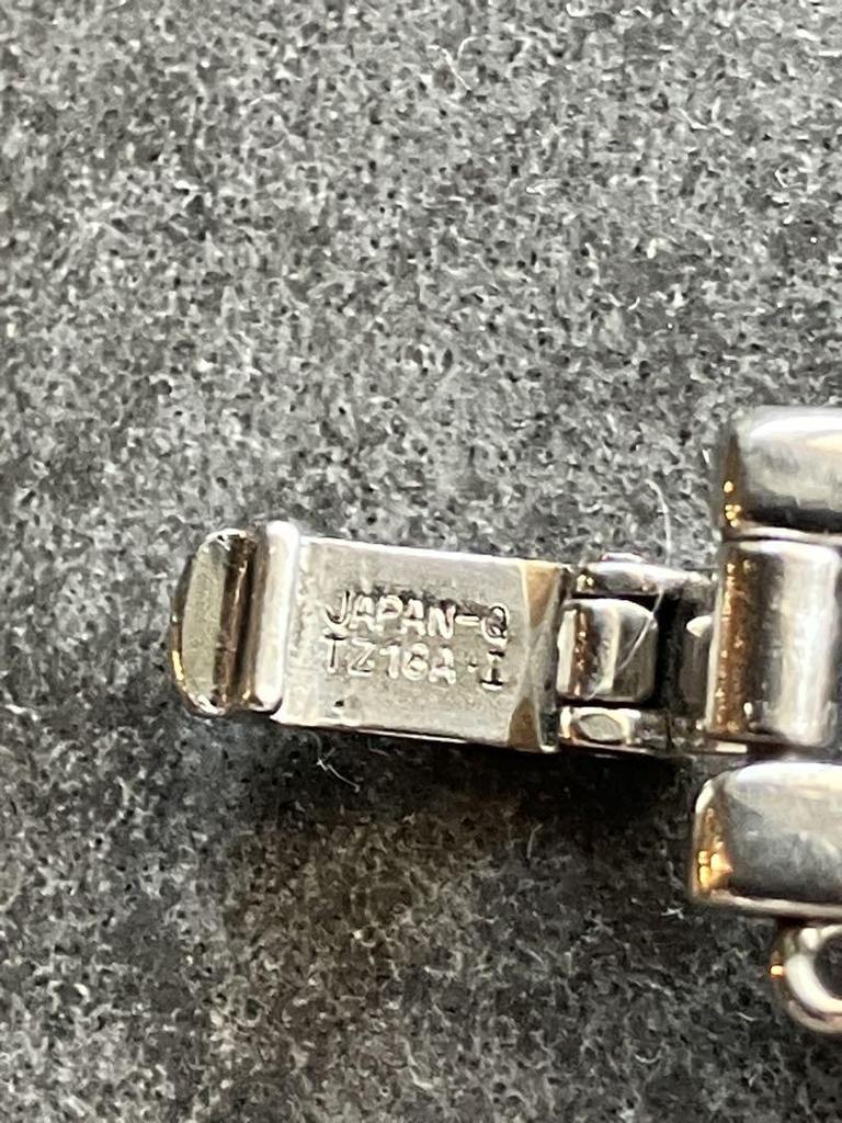 [Б/У] Проверено и работает женские часы SEIKO Tissé с браслетом-сердечком