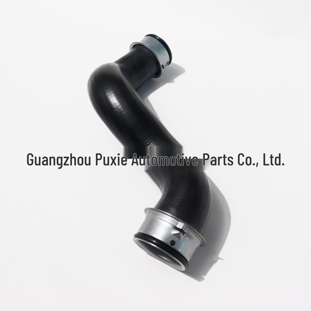 Резиновый патрубок радиатора правый для Mercedes E-Class W212 (Часть №. 2045011682)