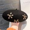Корейский шерстяной берет с цветами из страз детская мода теплая шляпа художника весна и осень маленькая шляпка-бутон для лица