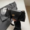 High-end Bag for Women, New Fashion Retro Shoulder Bag, Versatile Armpit Bag, Simple Design Crossbody Bag