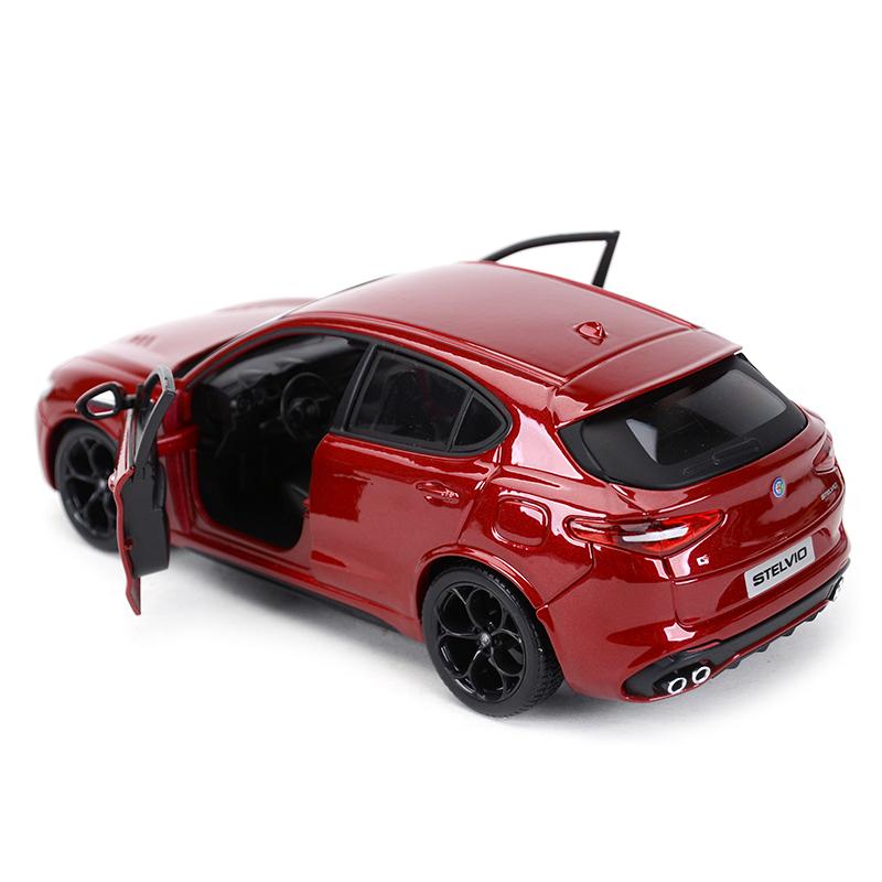 QGDM1 Bburago 1:24 Alfa Romeo Stelvio SUV Car Static Die Cast Vehicles Collectible Model Car Toys