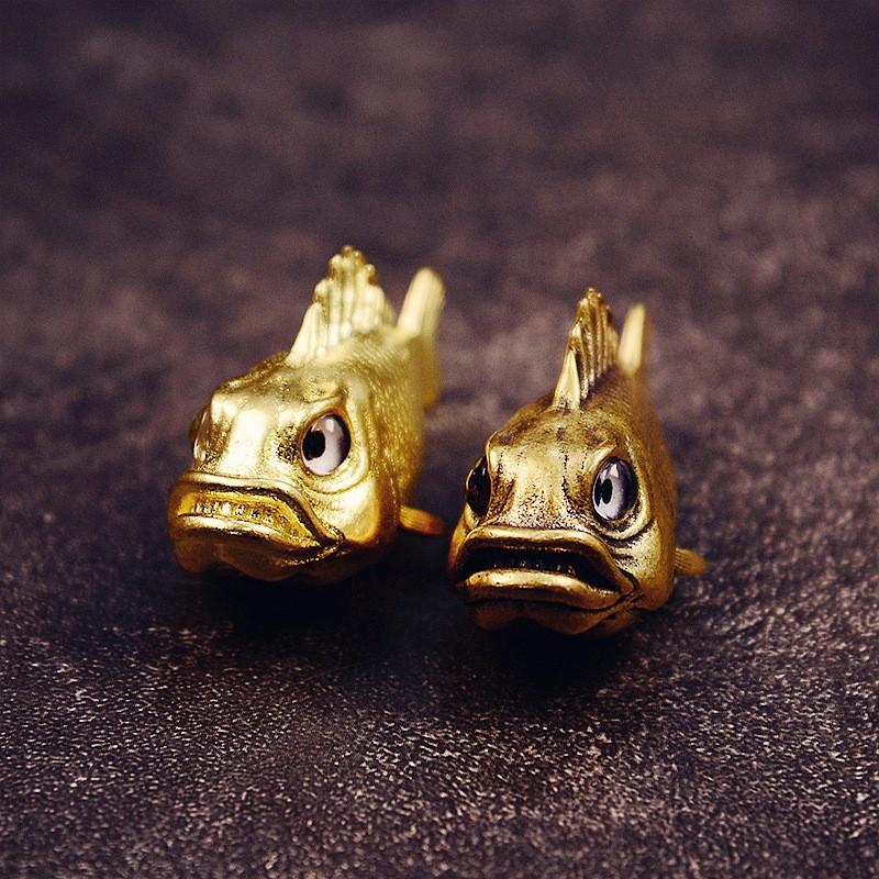 Antique-Style Brass Deep Sea Ancient Fish Ornament Handheld Decor Keychain Vintage Collectible
