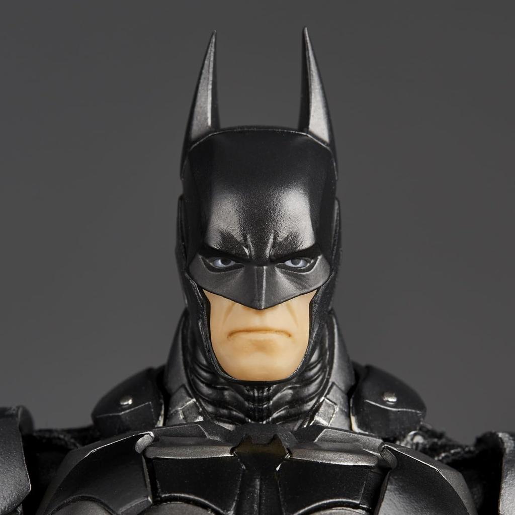 Revoltech Amazing Yamaguchi Batman Arkham Knight Action Figure