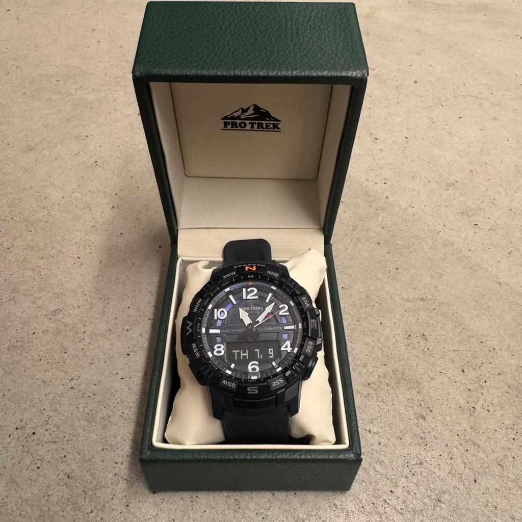 Б/у Основной блок CASIO PRO TREK 5601 JA Наручные часы для активного отдыха