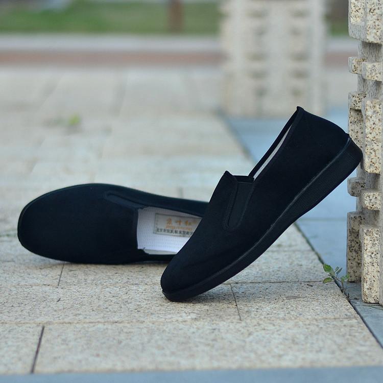 Обувь мужская повседневная кроссовки для мальчиков дышащая однотонная парусиновая обувь без застежек высокое качество однотонная обувь 2024 новинка wrt5