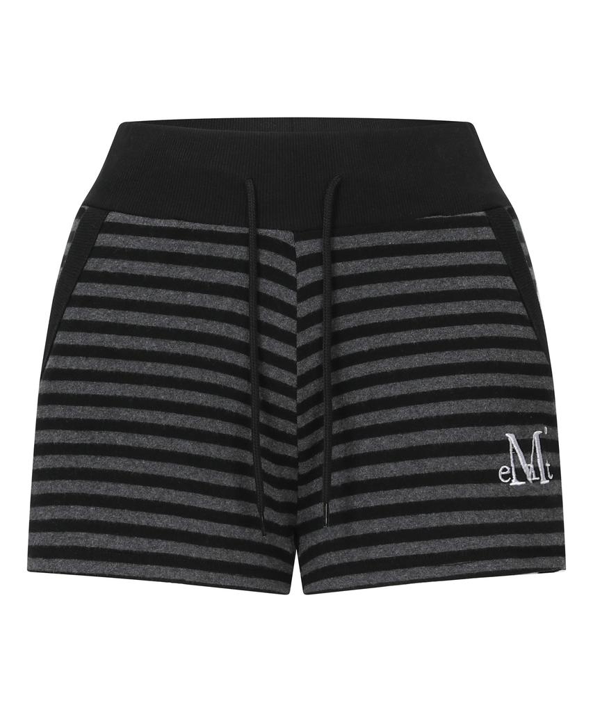MUCENT Motion Stripe Button Banding Shorts