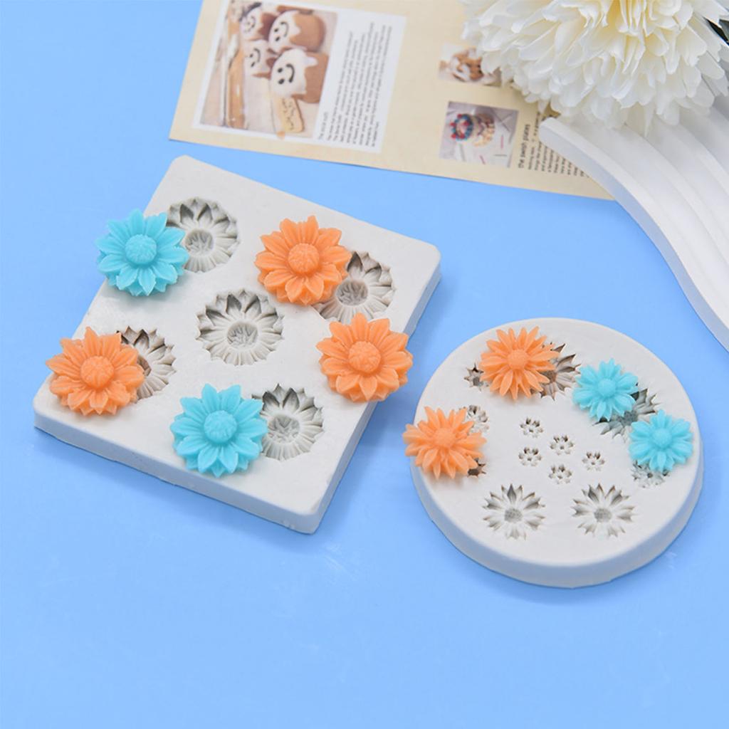 Silicone Chocolate Mold Daisy/Sunflower Shape Chocolate Candy Moulds Baking Tools Non-stick Silicone Material for Baking