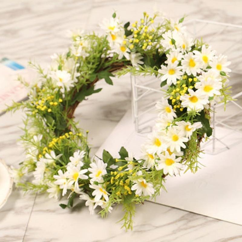 Spring Wreath Artificial Daisys Wreath with Flower Summer Wreath for Front Door Wall Window Party Festival Wedding Decors