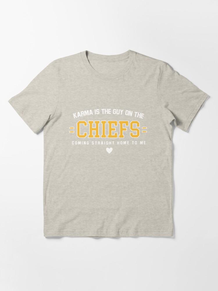 Карма — это парень из команды Chiefs 2023 Базовая футболка