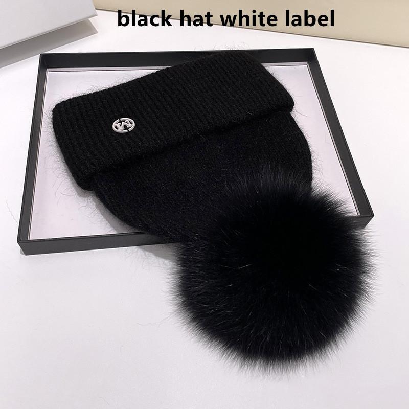 Шапка из мягкого натурального лисьего меха с помпонами и шариками Skullies, шапочки, сохраняет тепло, зимняя шапка для женщин и девочек, шерстяная шапка, уличная вязаная шапка, толстая женская шапка