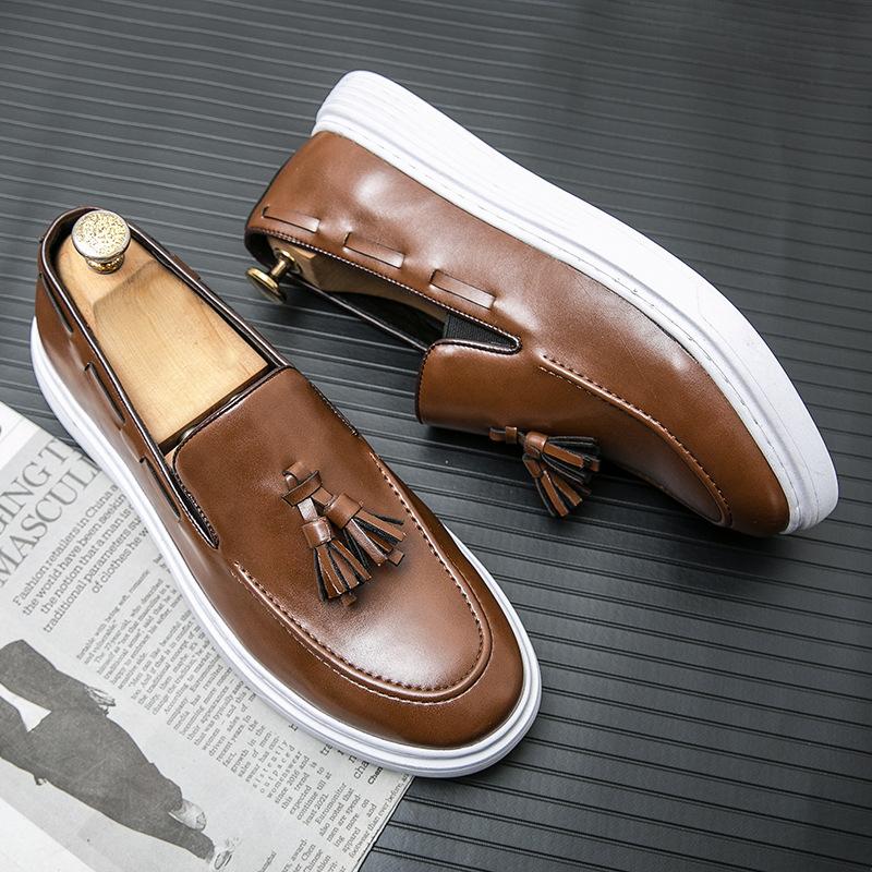 One-pedal Loafers Leather Shoes Men's Spring Lazy Soft Surface Fringed Beanie Shoes Driving Shoes Kitchen Leathershoes