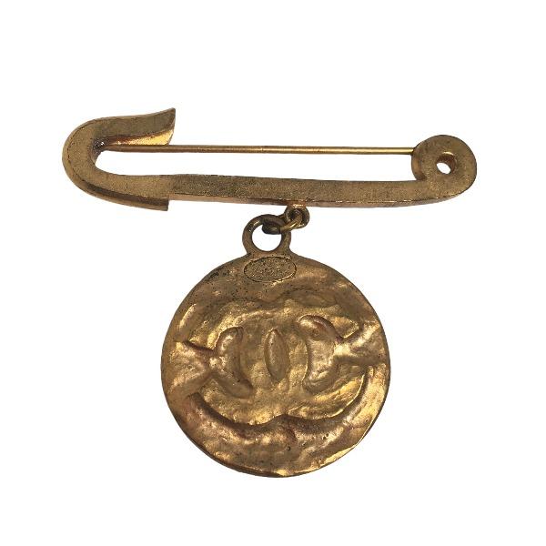 CHANEL Antique, stylish, outing Gold Plated Brooch  gold Women Used