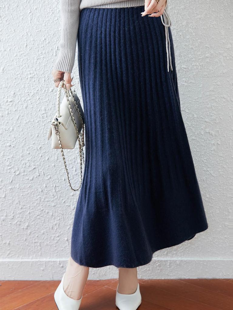 100% Wool Drapey A-Line Pleated Midi Skirt - Slimming and Large Swing Design for Spring and Autumn