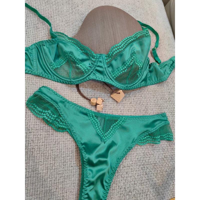 Women's Ultra Thin Sexy Satin Join Lace Big Chest Show Small Anti Droop Underwear Suit