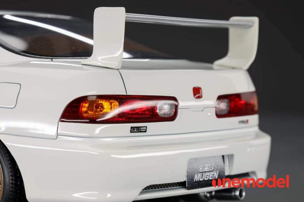 ONEMODEL 1/18 Honda INTEGRA Type-R DC2 Mugen Honda Integra Type-R DC2 Mugen Finished Product