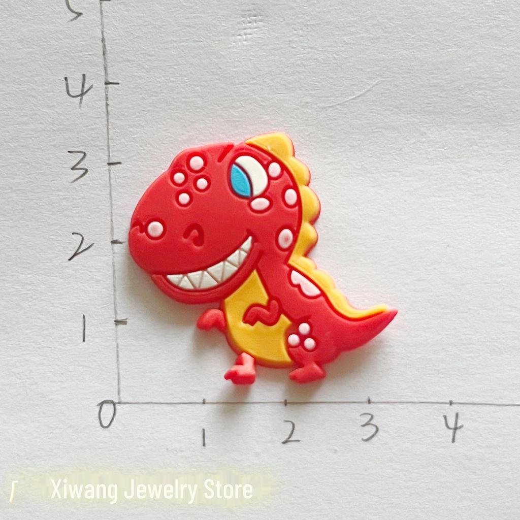 Аксессуары для динозавров из мультфильмов своими руками: Подвески для обуви, чехлы для телефонов и магниты